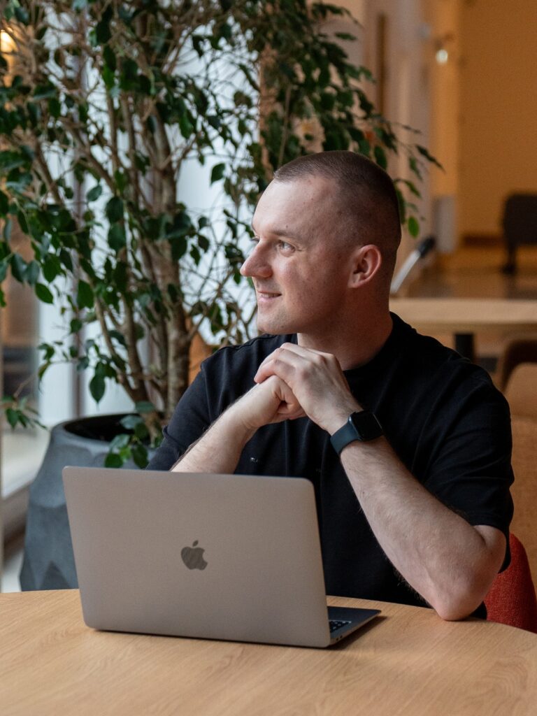 dominik sugerek